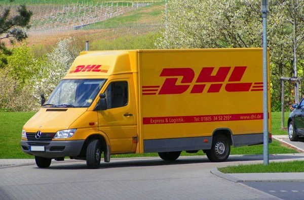 提供：深圳到（英國）國際快遞 國際空運，DHL,FEDEX,UPS,一級代理，超低價，可月結